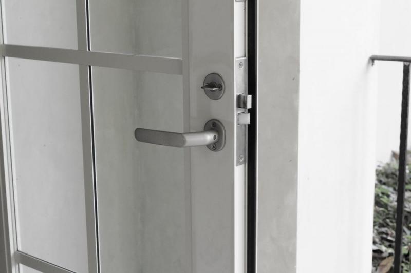 Quel mat&eacute;riau pour votre porte d'entr&eacute;e &agrave; P&eacute;rigueux ?